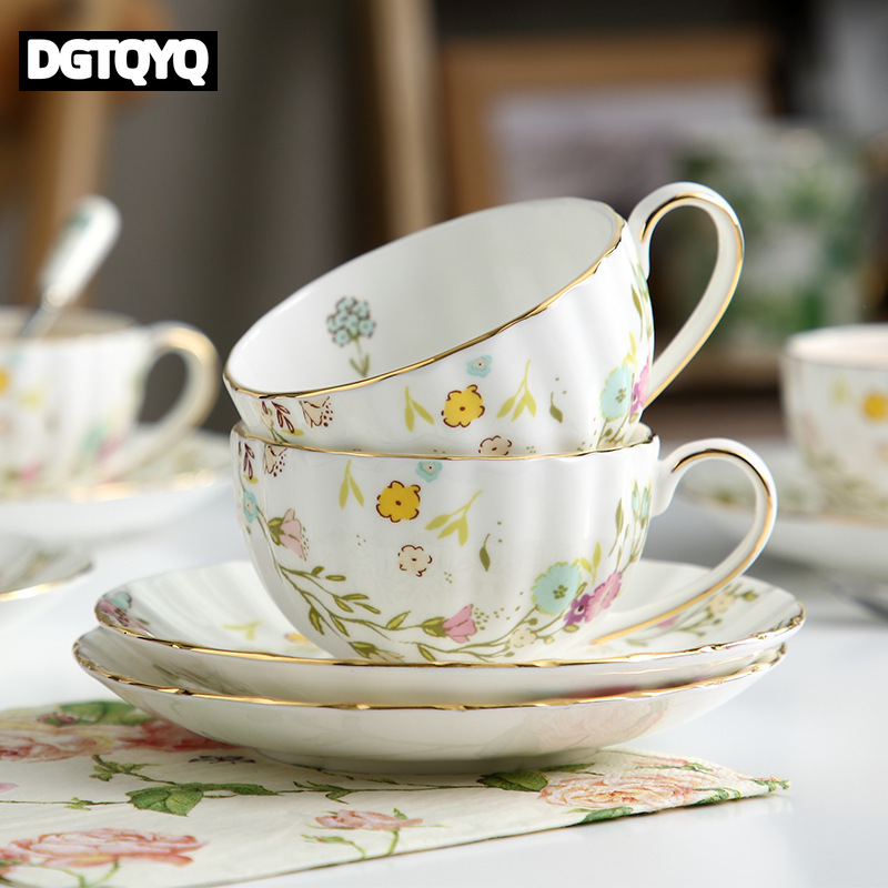 Coffee Tea For Me - 2 Parça Vintage Çiçek Desenli Seramik
